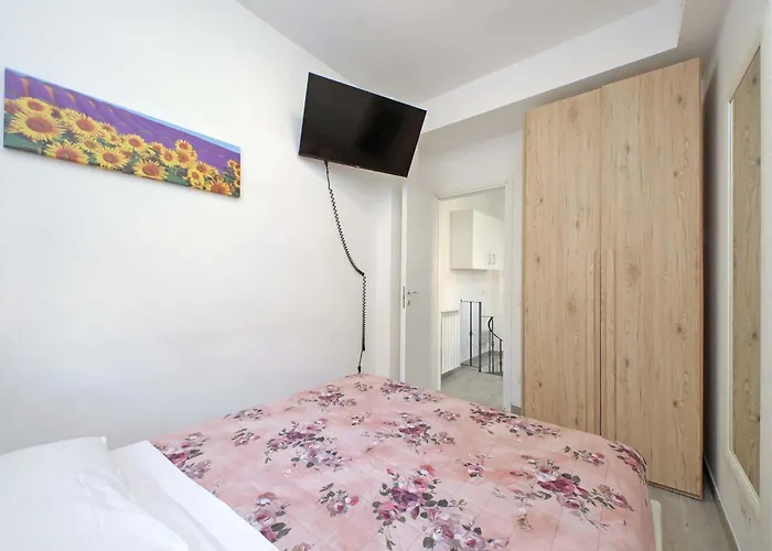 Mantellini Terrace Duplex * Рим